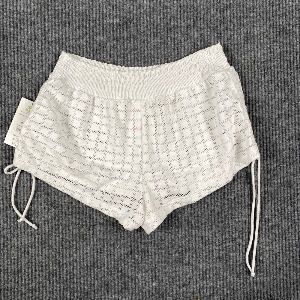 No Boundaries Womens White Pointelle Smocked Swim Boardshorts Large 11-13 NWT - Picture 4 of 7